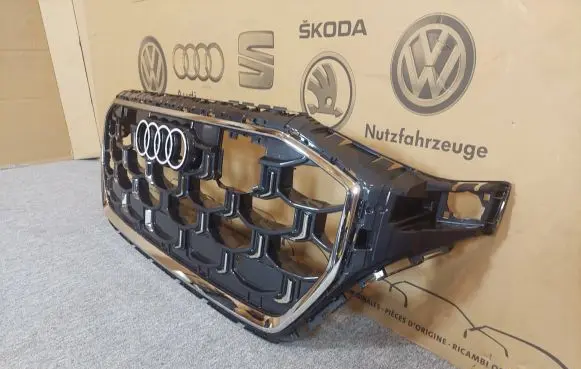 Audi Q8 Front grill 4M8853651CK 4M8853651CL 4M8853651BS