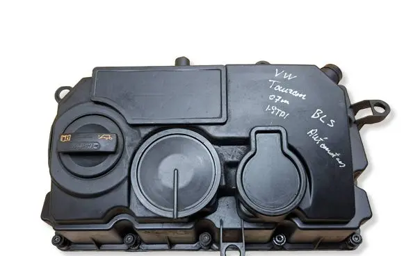 Volkswagen Touran I Rocker cam cover 03G103475D 03G103469M