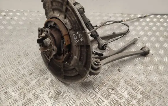 BMW M3 F80 Rear wheel hub 33302284795