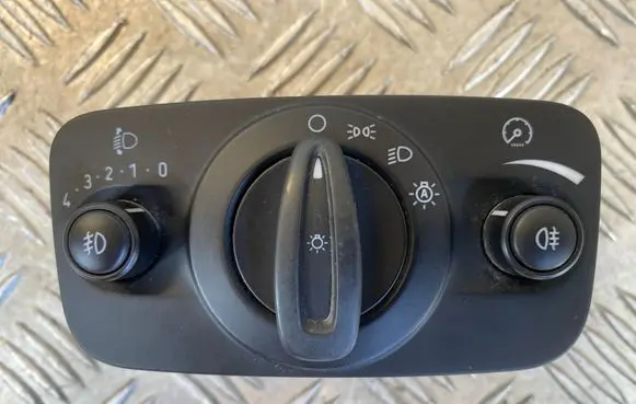 Ford C-MAX II Light switch AV6T13A024CA 10009152