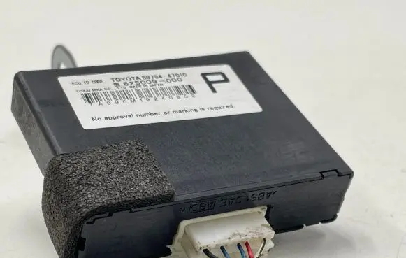 Toyota Prius (XW30) Immobilizer control unit/module 8978447010 625009000