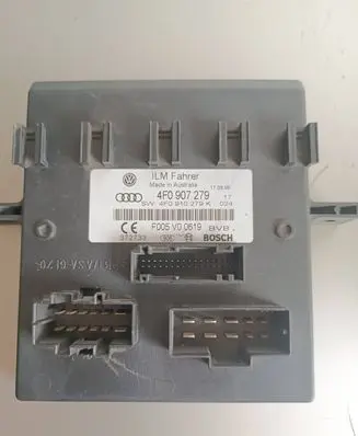 Audi A8 S8 D3 4E Comfort/convenience module 4F0907279 4F0910279K F005V00619