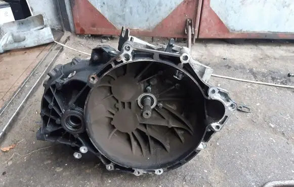 Ford Mondeo MK V Manual 5 speed gearbox DG9R7F096ACC