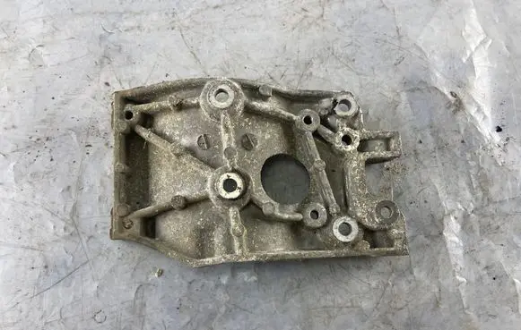 Ford Focus A/C compressor mount bracket AV2Q8D611AB AV2Q8D611