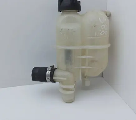 Smart ForTwo I Coolant expansion tank/reservoir 0005768V007