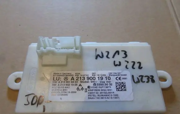 Mercedes-Benz E W213 Trunk lid opening control unit A2139001910