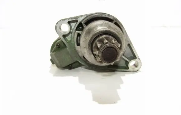 Skoda Octavia Mk2 (1Z) Starter motor 0AM911023B