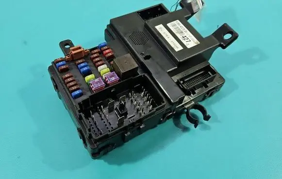 KIA Carnival Fuse box set 91954-4D270 IMPRK1497131