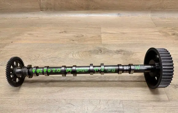 Volvo V40 Camshaft 32213691 31375948