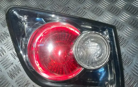 Mazda 6 Tailgate rear/tail lights