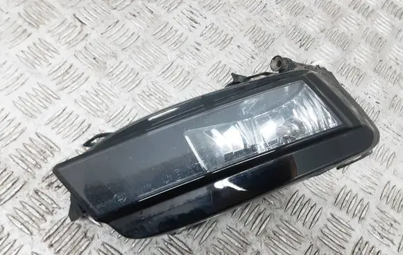 Volkswagen Golf VII Front fog light 5G0941662D 0112230600758882 1ND01122306