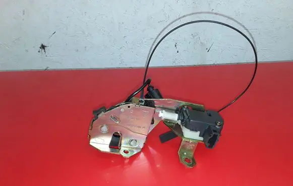 Volkswagen Touareg I Tailgate window lock/catch/latch 7L0827506D
