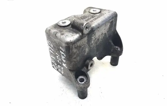 Mercedes-Benz Vito Viano W639 EGR valve cooler bracket A6461420042 K1438