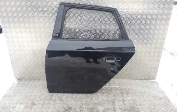 Audi A3 S3 8V Rear door