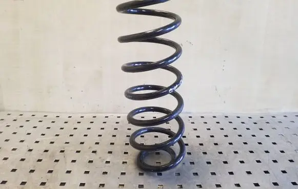 Volkswagen Golf IV Rear coil spring
