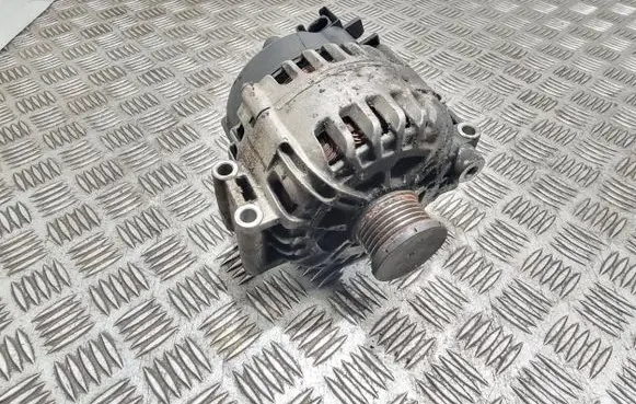 BMW 5 E60 E61 Generator/alternator 7521178 TG17C015 2542720G