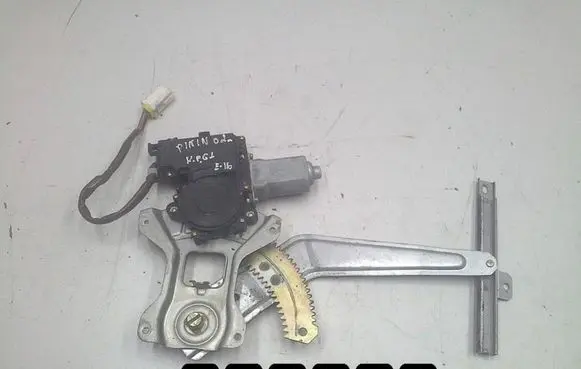 Mitsubishi Pajero Pinin Front door window regulator with motor 