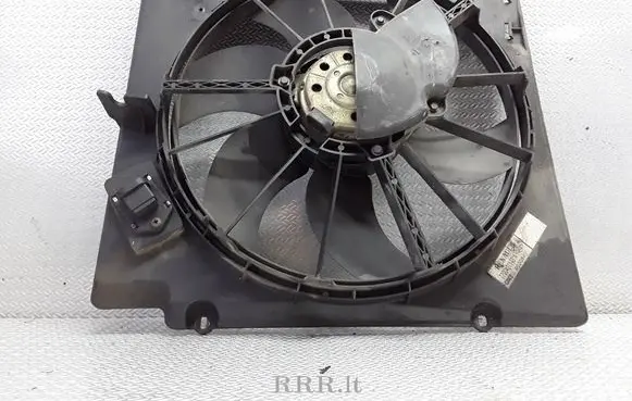 Renault Megane I Electric radiator cooling fan 7700421148A