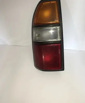 Toyota Land Cruiser (HDJ90) Rear/tail lights E189016 6054