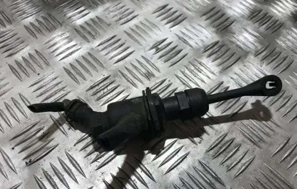 Nissan Micra Clutch master cylinder