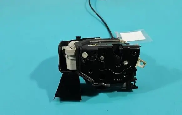 Audi A4 S4 B9 8W Front door lock 8W1837349A IMPRK1601392