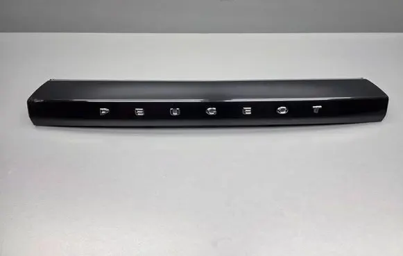 Peugeot 2008 II Tailgate trim 98338259 M00022781 GE0051241