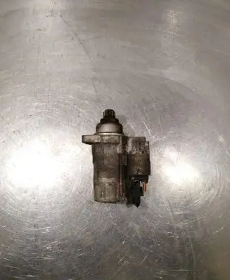 Volkswagen PASSAT B6 Starter motor 02M911023N TS18E3 0702071058M