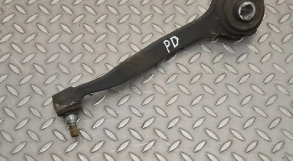 Front lower control arm/wishbone