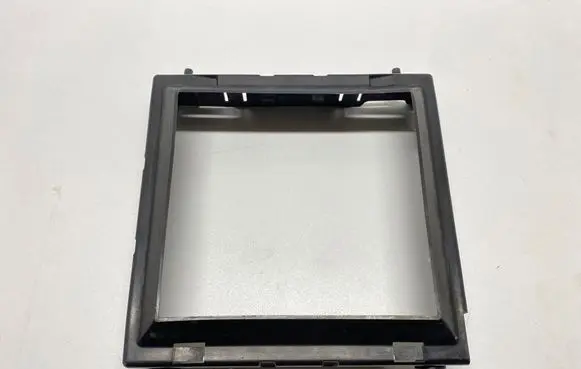 BMW M5 Radiator mount bracket 8619624 8619383