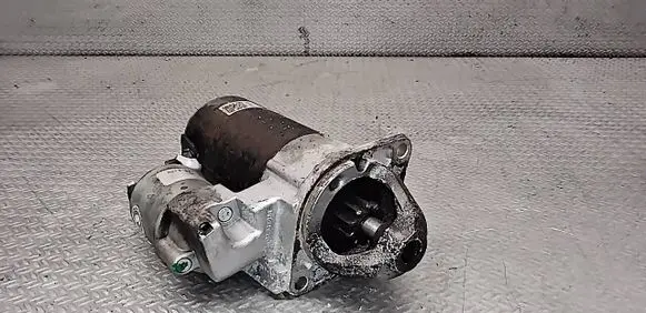 Mercedes-Benz B W245 Starter motor 1005821986