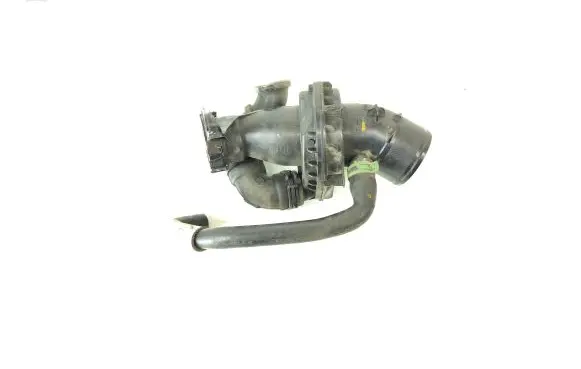 Renault Trafic III (X82) Air intake duct part 165761844R 1047863S0