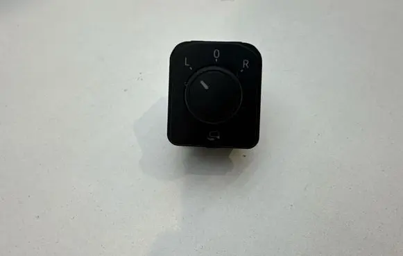 Seat Arona Wing mirror switch 6F0959565