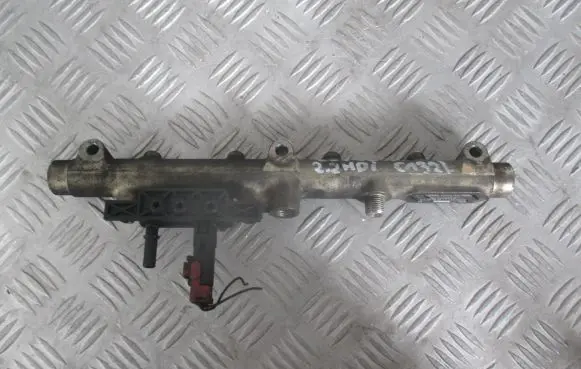 Peugeot 807 Fuel main line pipe 0445214017