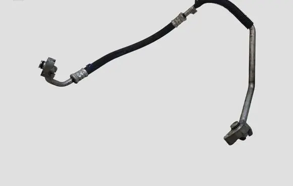 Toyota Avensis T270 Air conditioning (A/C) pipe/hose 8870305350