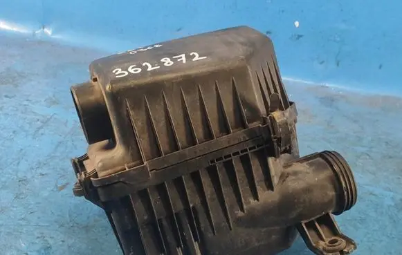 Hyundai Veloster Air filter box 281001R100