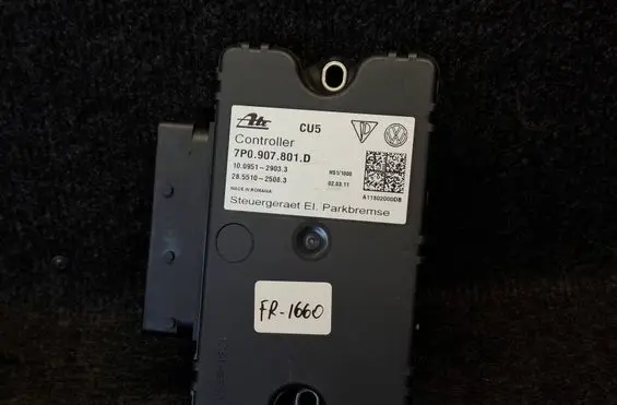 Volkswagen Touareg II Hand brake control module 7P0907801D