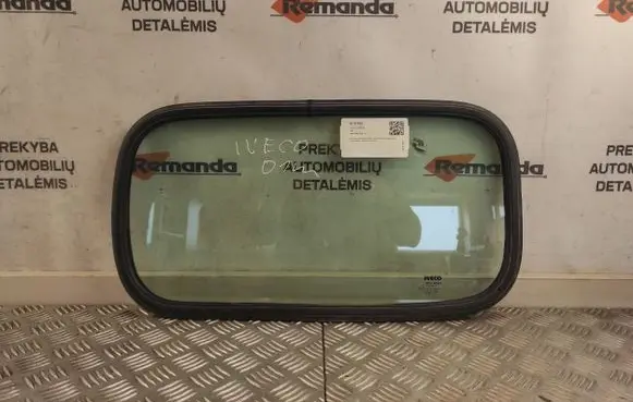 Iveco Daily 30.8 - 9 Rear windscreen/windshield window 