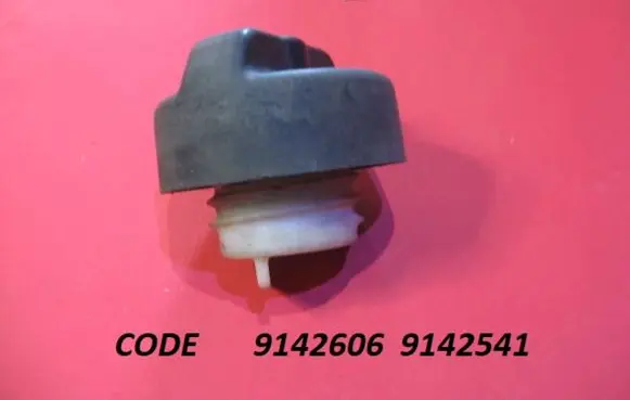 Volvo C70 Fuel tank filler cap 9142606 9142541