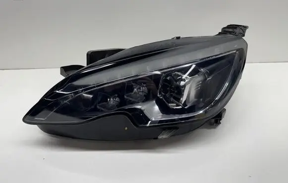 Peugeot 308 Headlight/headlamp 9677832480