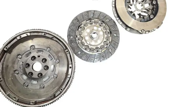 Volkswagen Golf Plus Clutch set kit 123042610 323064110