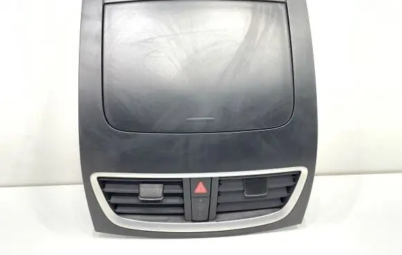 Dashboard side air vent grill/cover trim