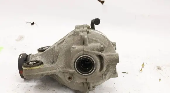 Jaguar XE Rear differential GX73-4A213-GD