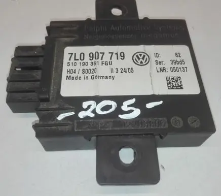 Volkswagen Touareg I Alarm control unit/module 7L0907719 510190351
