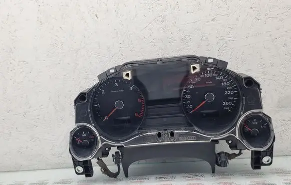 Audi A8 S8 D3 4E Speedometer (instrument cluster) 4E0920901G
