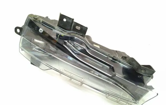 Tesla Model 3 LED Daytime headlight 107739500C 040519A F00HTE500507