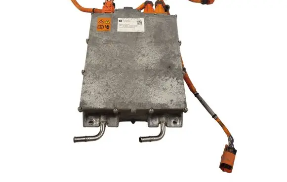 Chrysler Pacifica Hybrid / electric car battery 05185047 05185047AD 65129B