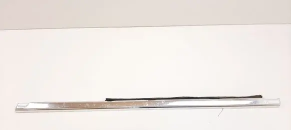 Mercedes-Benz COMPAKT W115 Front door glass trim molding