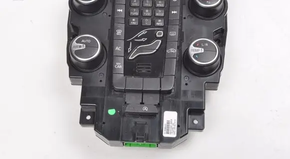 Volvo V40 Climate control unit 31398643