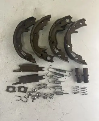Jeep Compass Handbrake/parking brake pads 
