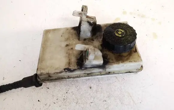 Citroen C4 Grand Picasso Brake fluid reservoir 9680907780